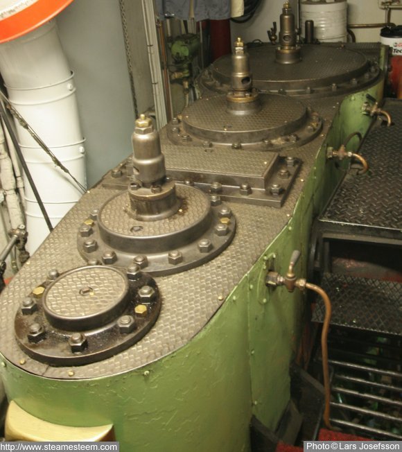 Triple expansion steam engine